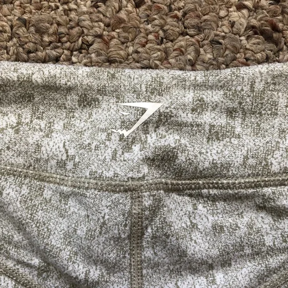 Gymshark Fleur Texture Khaki Marl Leggings - Picture 9 of 14